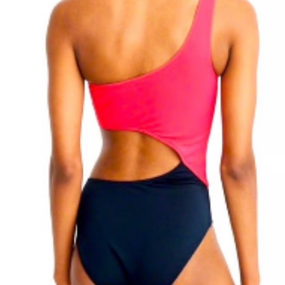 Abercrombie & Fitch One Shoulder Colorblock One Piece Swimsuit - Picture 2 of 5